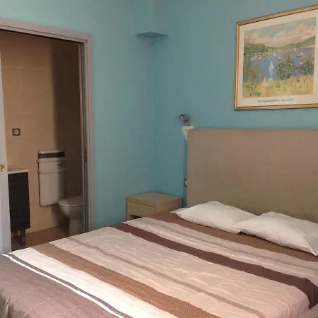 Nad'hotel מלון 2*