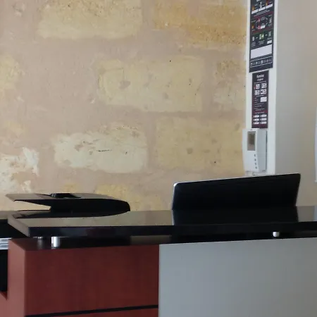 Nad'hotel Ξενοδοχείο
