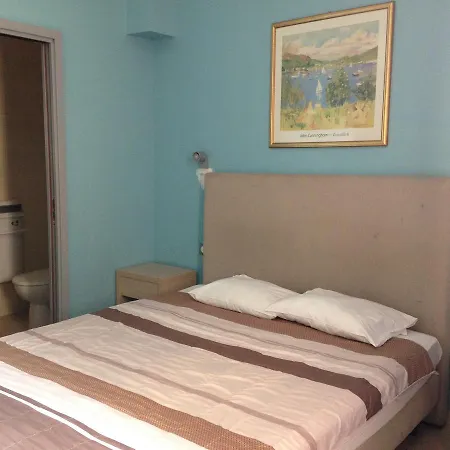 Ξενοδοχείο Nad'hotel