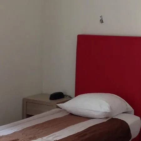 Ξενοδοχείο Nad'hotel Μπορντό